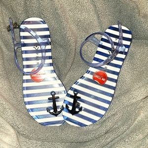 NEW Katy Perry flats with anchor detail⚓️